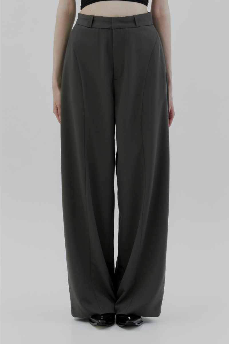 [TREEMINGBIRD] Bustier Set-up Trouser [ Khaki Gray ] 正規品 韓国ブランド 韓国通販 韓国代行  韓国ファッション TRMNGBD | BONZ (韓国ブランド 代行) powered by BASE