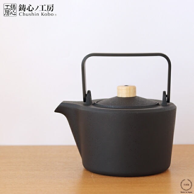 鋳心ノ工房 いものケトルM 鉄のハンドル【 送料無料 鉄瓶 鉄のハンドル IH対応 直火 やかん 日本製 洋風 和風 】