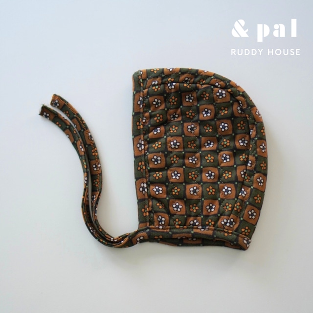 &pal / flower quilted bonnet / khaki