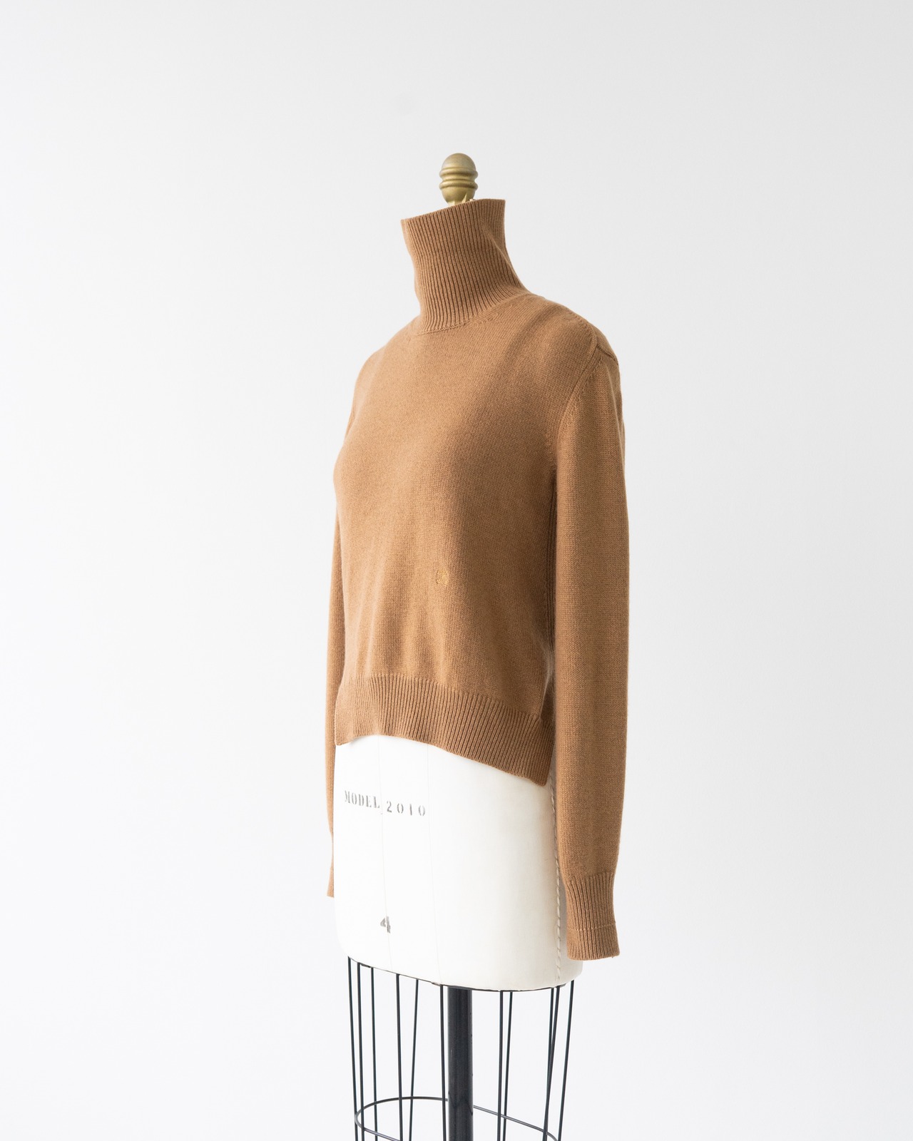 〈CÉLINE by phoebe philo〉100％ Cashmere Higjh neck sweater