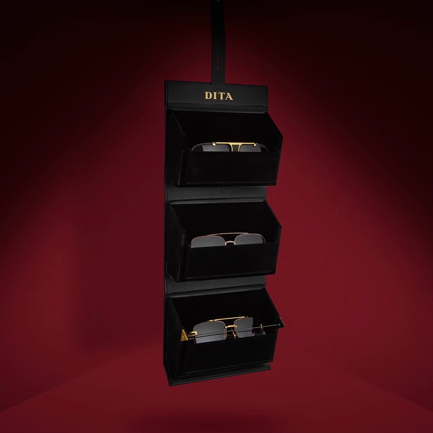 LEATHER 3 FRAME TRAVEL CASE@DITA | Re:TRUST EYEWEAR