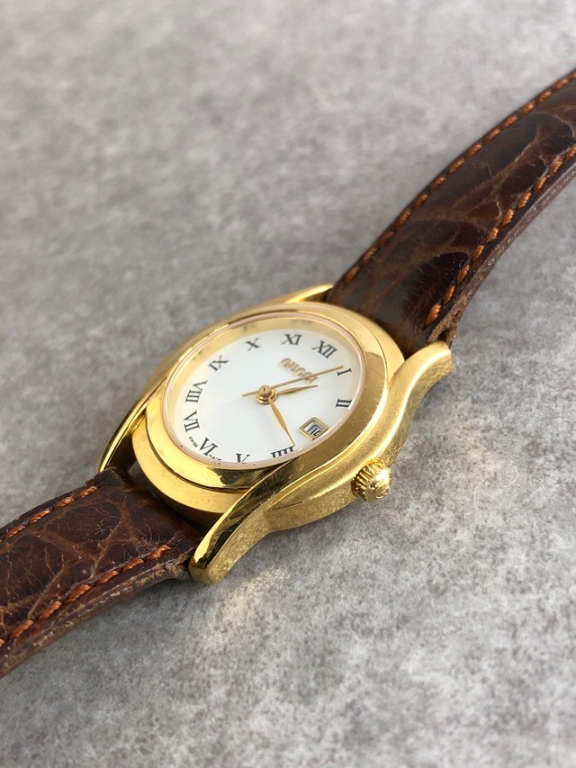GUCCI グッチ 腕時計 ゴールド×ブラウン ローマ文字 ステンレススチール 5400L vintage ヴィンテージ オールド iuxwp8