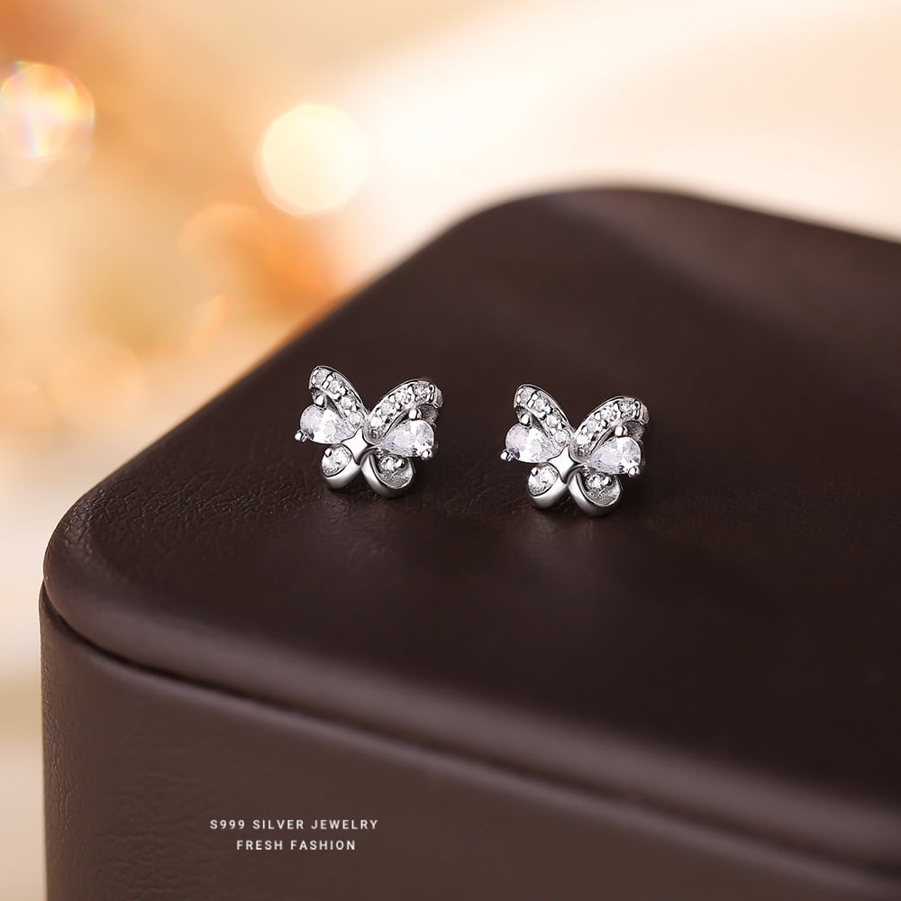 ♡⃛ 次回発送16日 オリジナル 蝶々ピアス 18Kジルコン レディース シルバー999