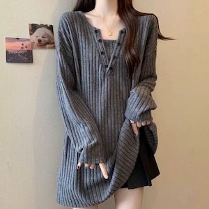 【送料無料】 セーター 2色 リブニット 30代 40代 女性用 レディース トップス ロング丈 ゆったり オーバーサイズ 長袖 萌え袖 Vネック ラウンドネック Aライン フレア プルオーバー ボタン ニット あったか 無地 かわいい 大人可愛い 大人女子 こなれ感 シンプル カジュアル 大人 上品 おしゃれ お洒落 ラフ コンサバ デート お出かけ お茶会 女子会 休日 授業参観 秋 冬 着回し プチプライス カラバリ デイリーユース 普段使い ファッション 定番アイテム 着痩せ 垢抜け