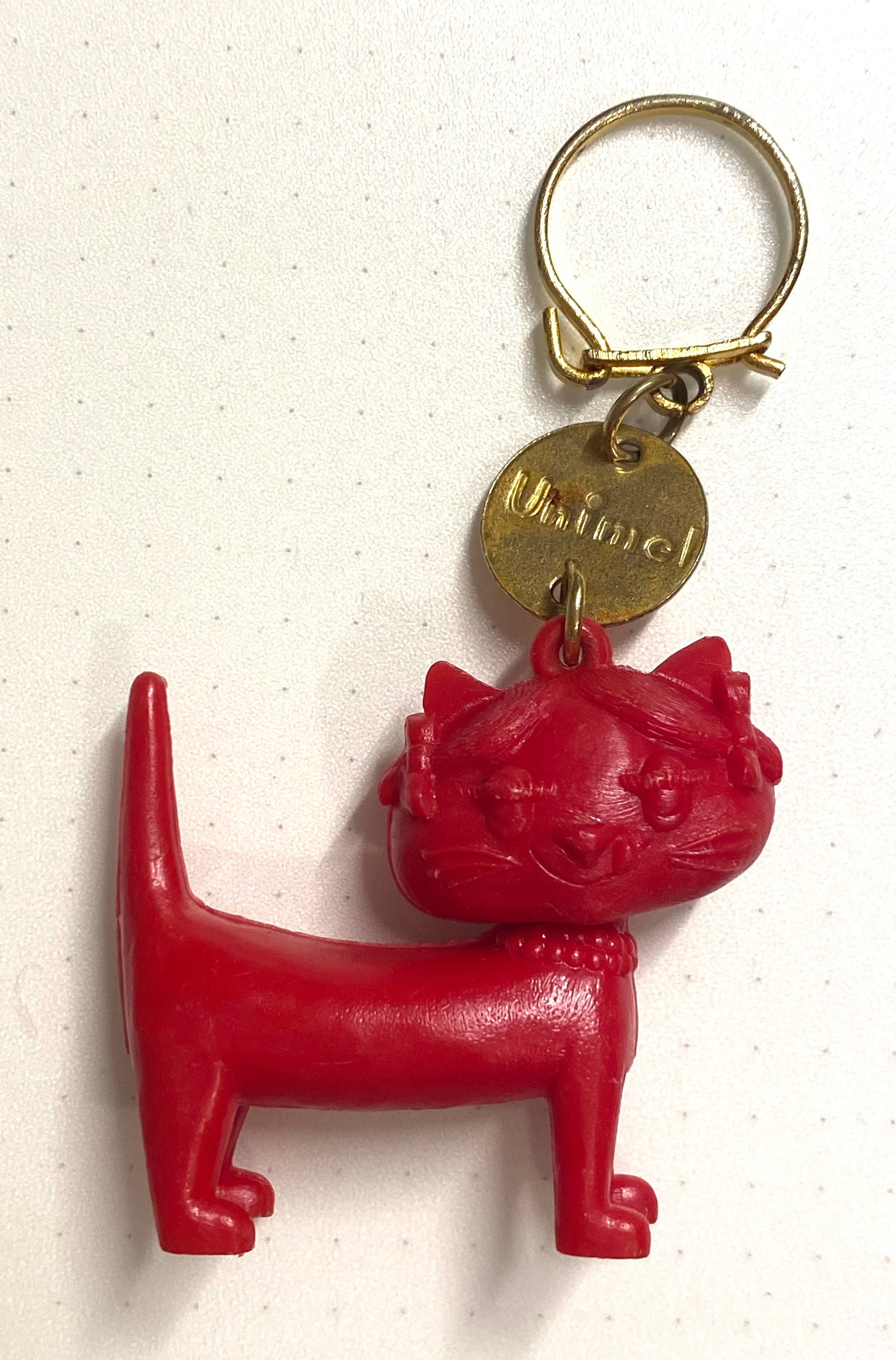 再入荷】Unimel猫さんのキーホルダー レッド【フランス製 猫