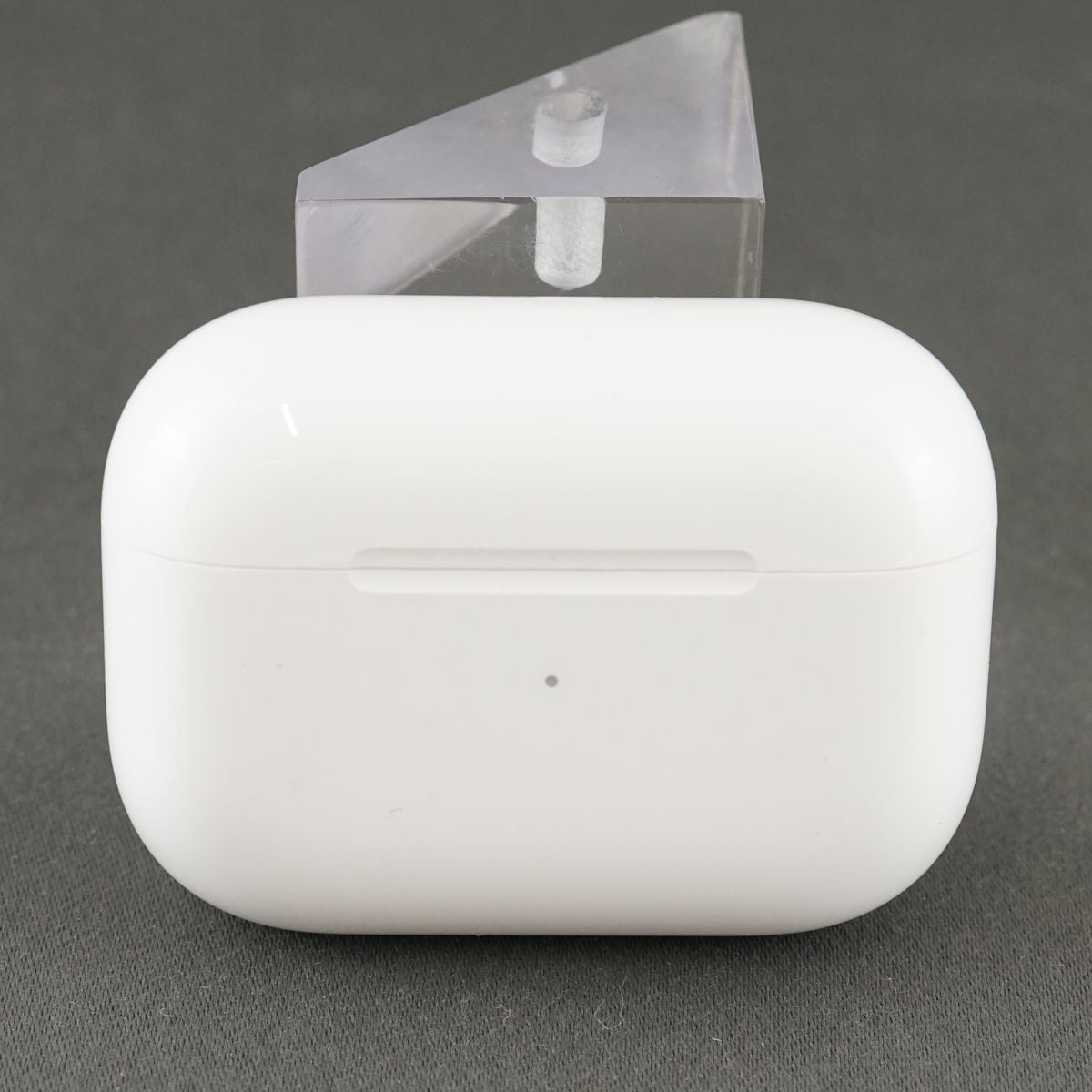 美品 Apple AirPods Pro エアーポッズ 充電ケースのみ - ヘッドフォン ...