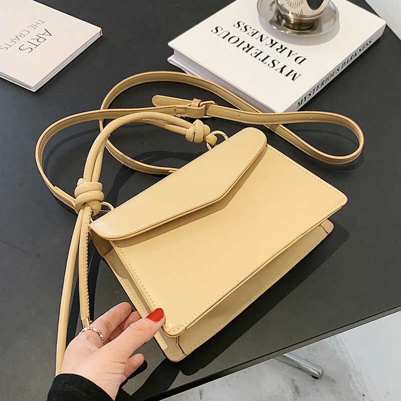 シングル スクウェア メッセンジャーバッグ Tiancai_Wing_Bag39555758047