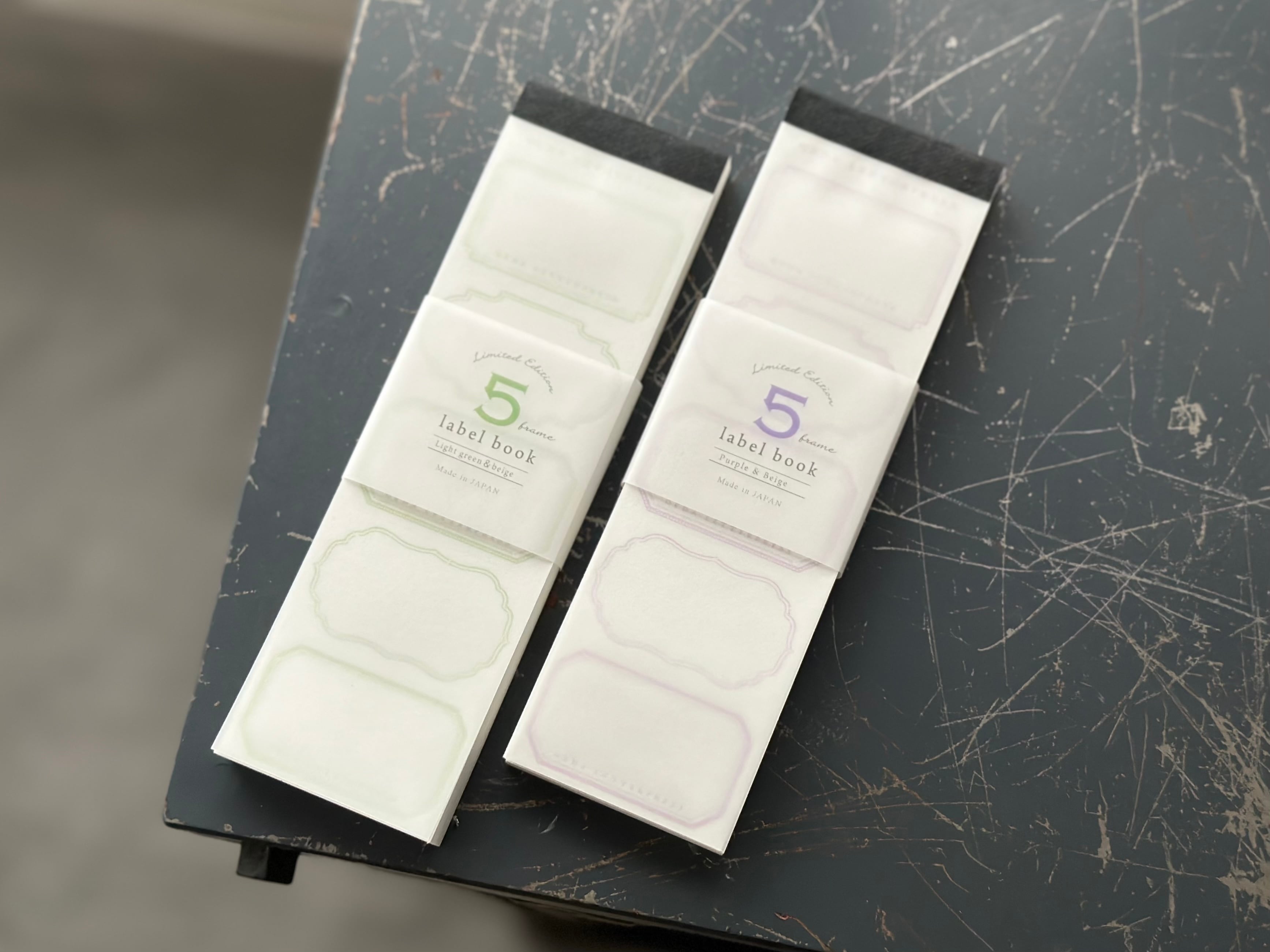 Limited Edition 5frame label book 【 Purple&beige / Light green&beige 】
