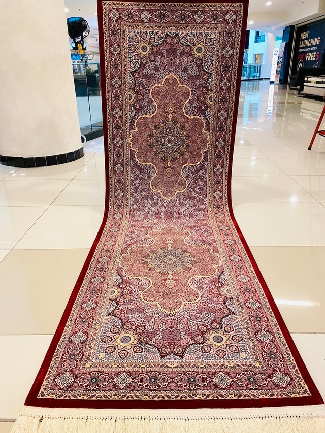 ペルシャ絨毯 81×260 新品未使用 カーペット ラグ Made in Iran 