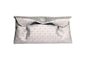 FUKUSA CLUTCH／SILVER WHITE