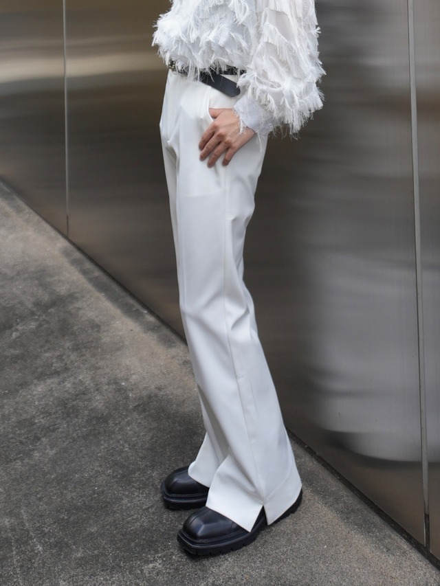 【ALUDE SELECT】white flare slacks