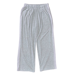 line pants/grey×blue