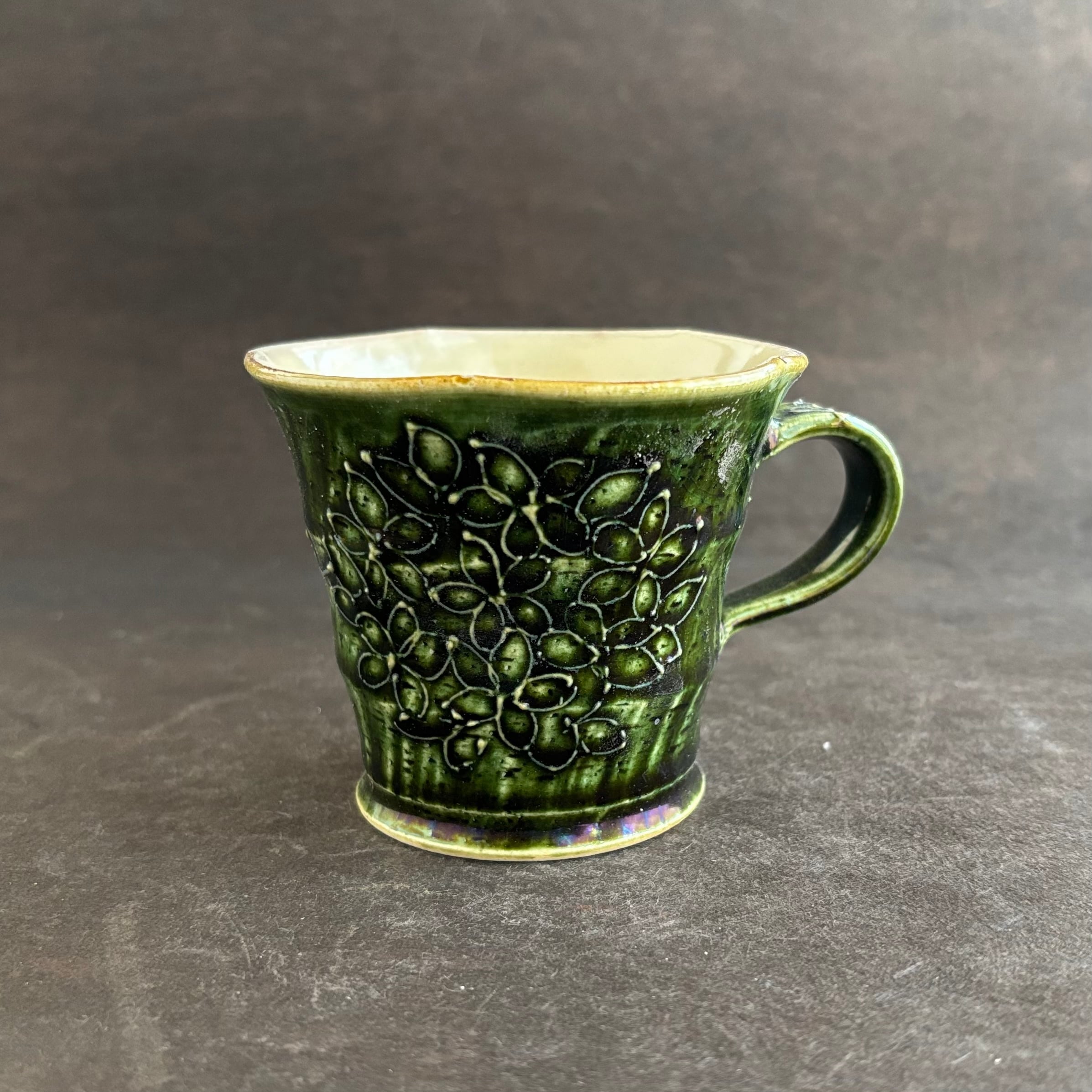 土和のルリエフ　織部　お花形ミニマグカップ