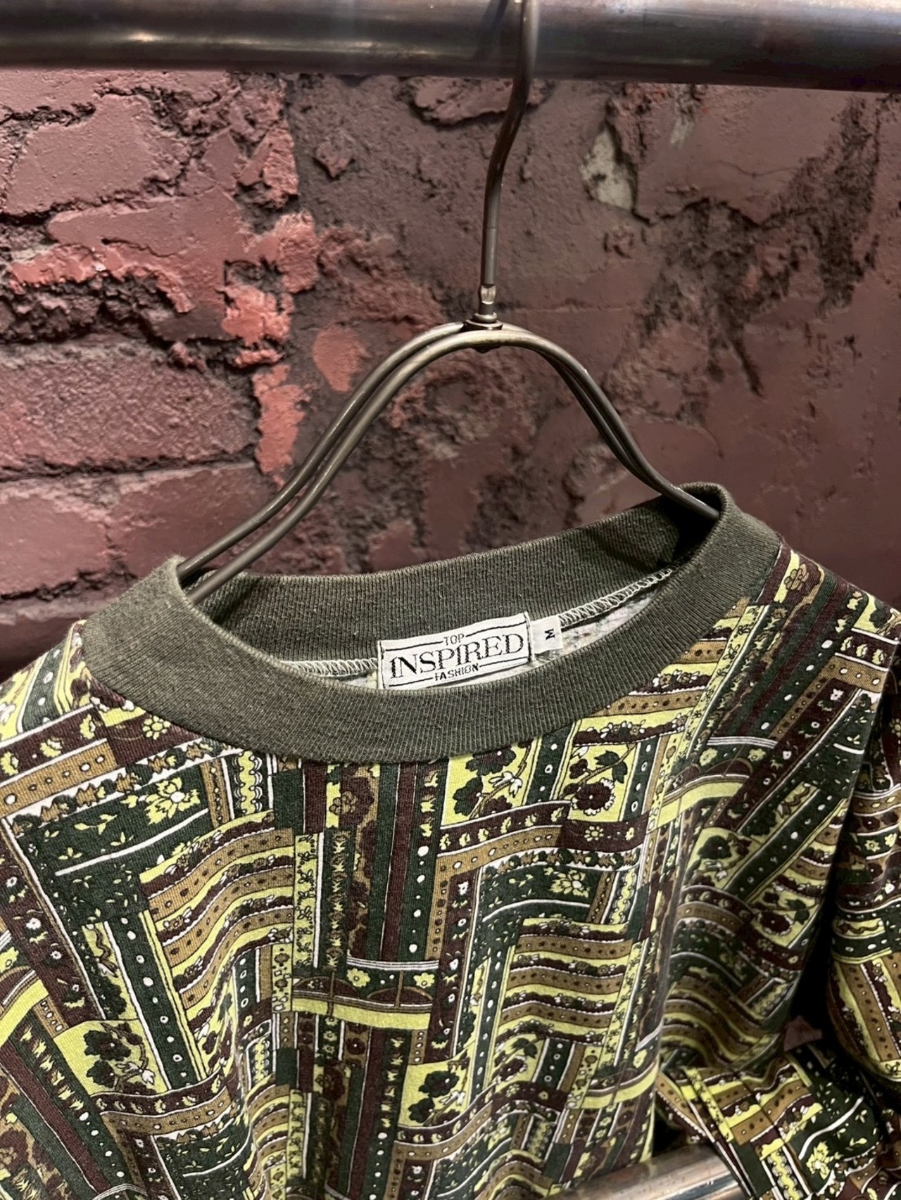 Euro 総柄 tee