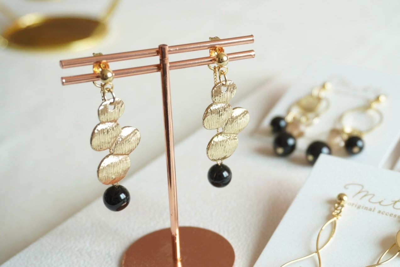 オニキスピアス、イヤリング