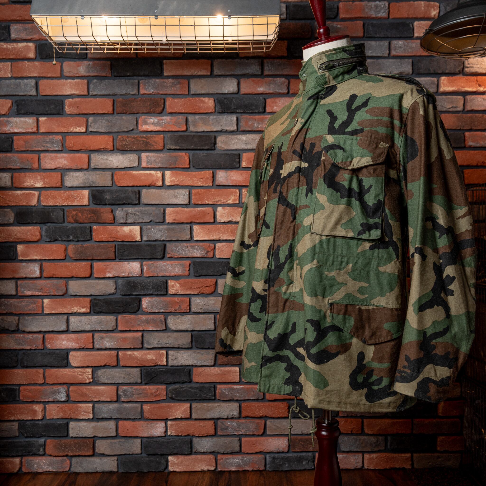 ※実物 US.ARMY M65フィールドジャケット 4th M-Rウッドランド