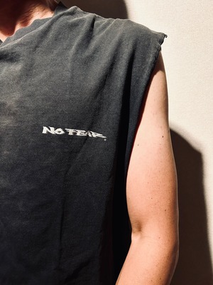 NO FEAR sleevelessT