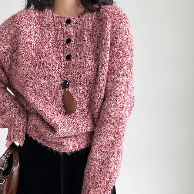 button-front crew neck knit top J00145