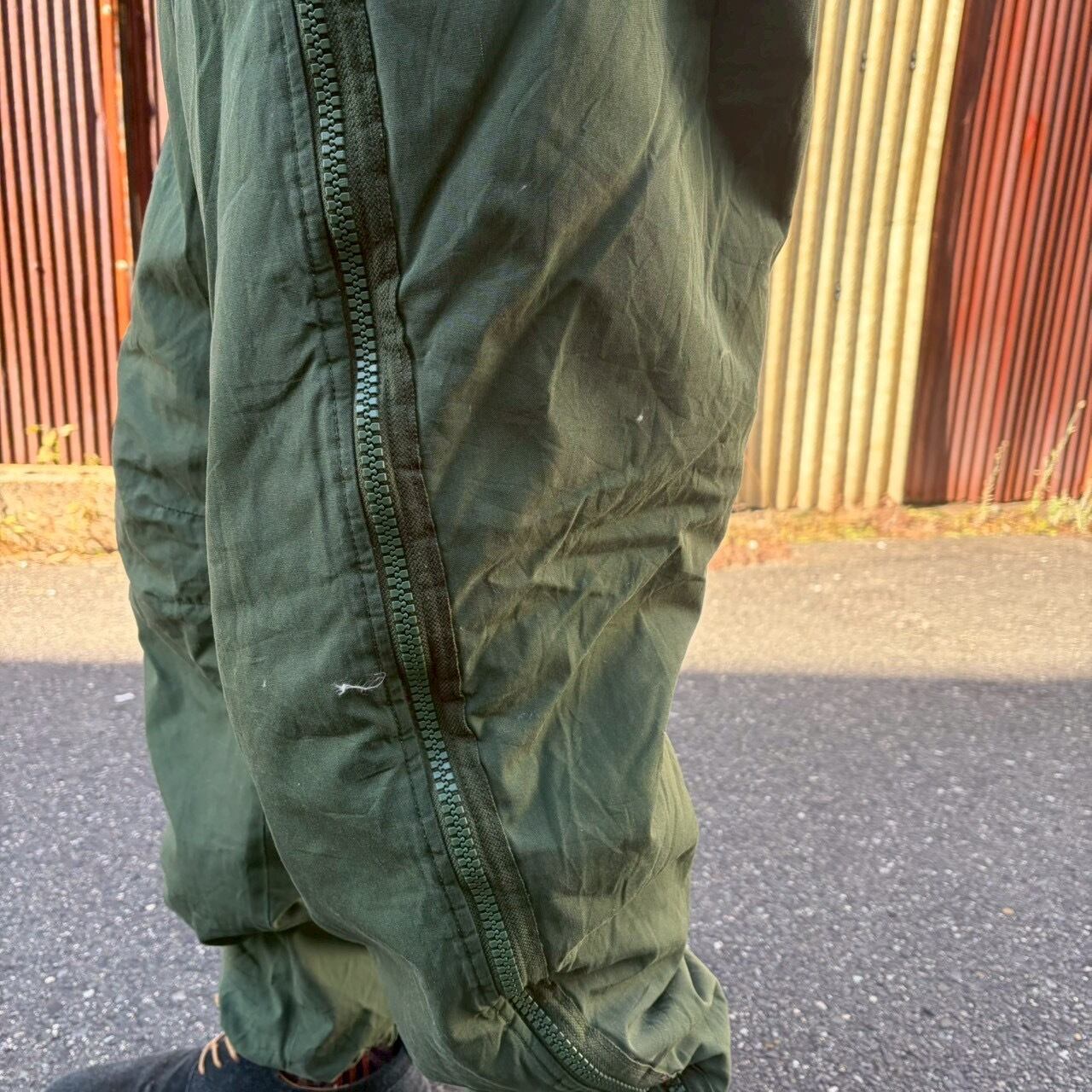 90s スウェーデン軍 実物 M-90 コールドウェザーパンツ 180/75 ユーロ 90s スウェーデン軍 実物 M-90 コールドウェザーパンツ 180/75 ユーロ