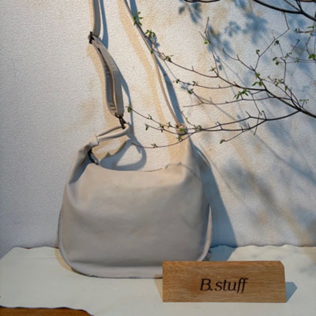 次回入荷分より値上げになります。B.stuff　大き目2WAYショルダー