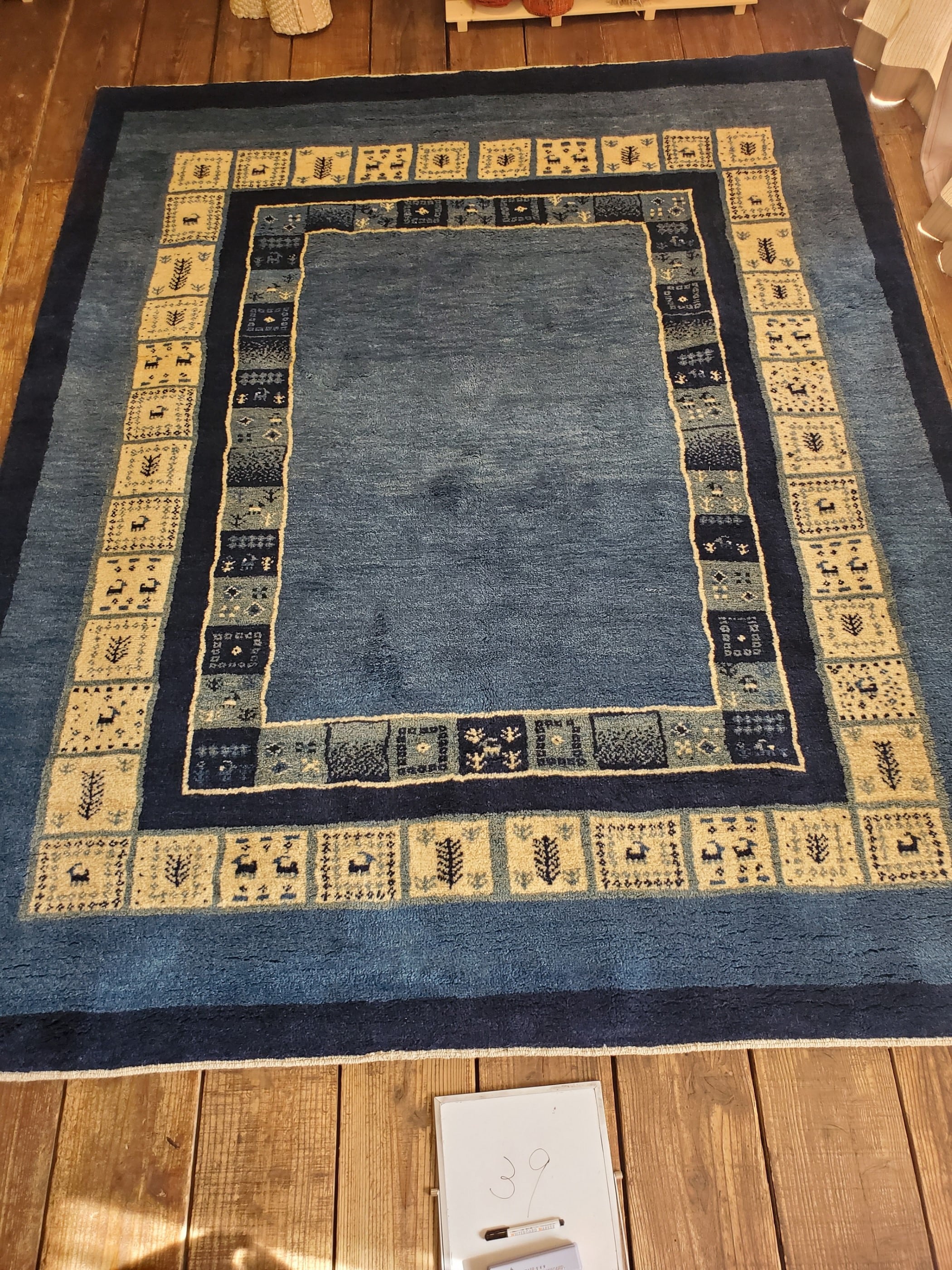 日本（実店舗でご覧いただけます） | ギャッベ先輩の店 gabbeh.life