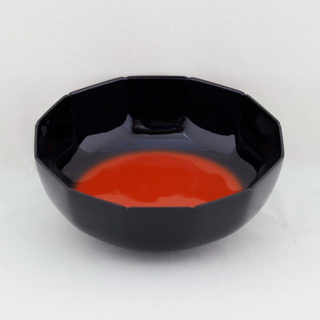 1731  輪島塗　十二稜鉢／脱乾漆／黒内曙塗