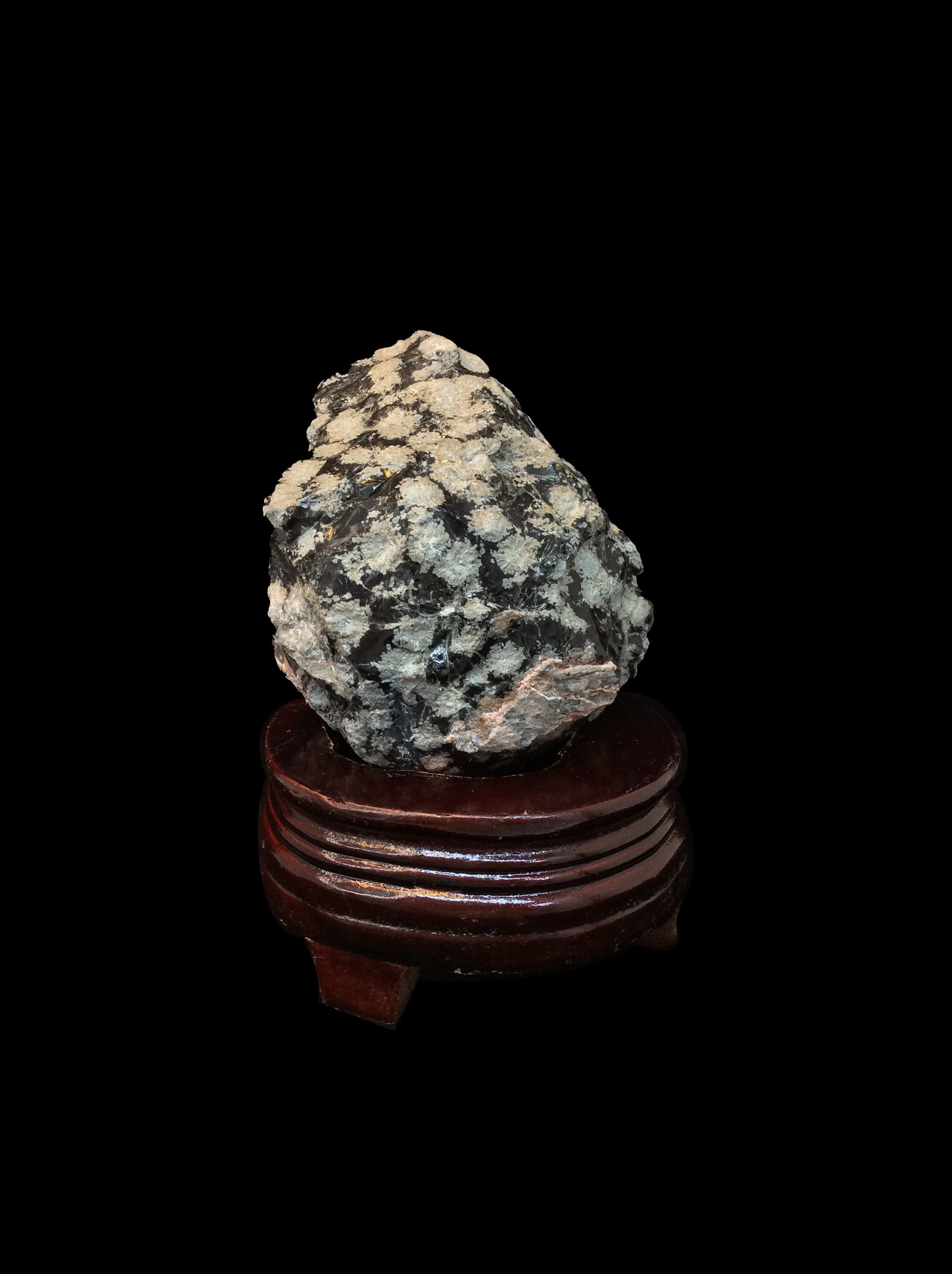 スノーフレークオブシディアン 807g 黒曜石 原石 鑑賞石 自然石 鉱物 水石