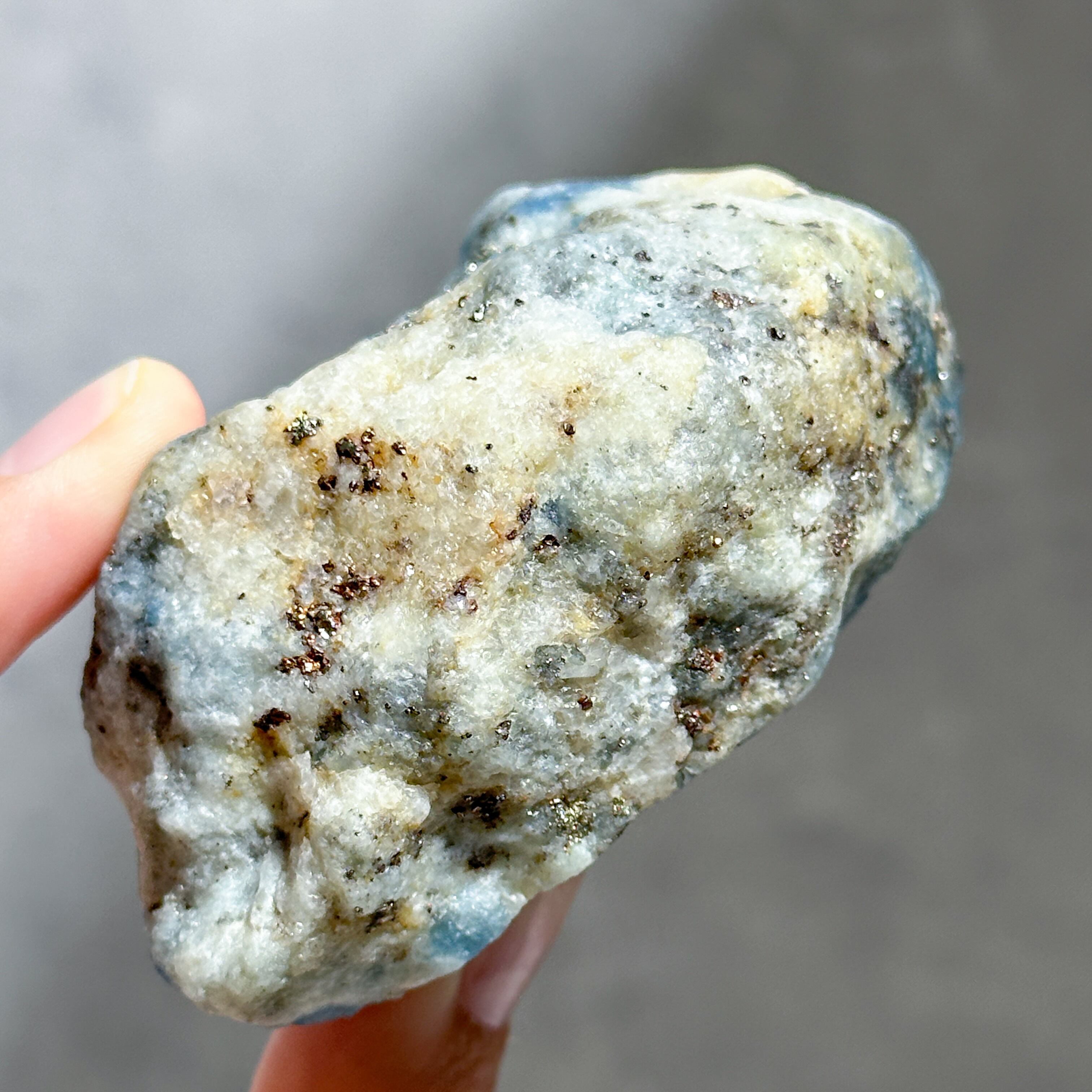 蛍光◎アフガナイト 原石75◇Afghanite◇ 天然石・鉱物