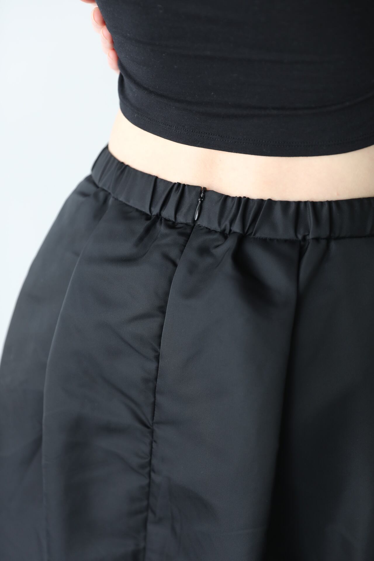 cocoon satin memory skirt (black) | e L L a 