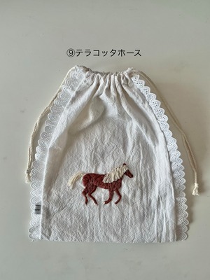 ⑨テラコッタホース