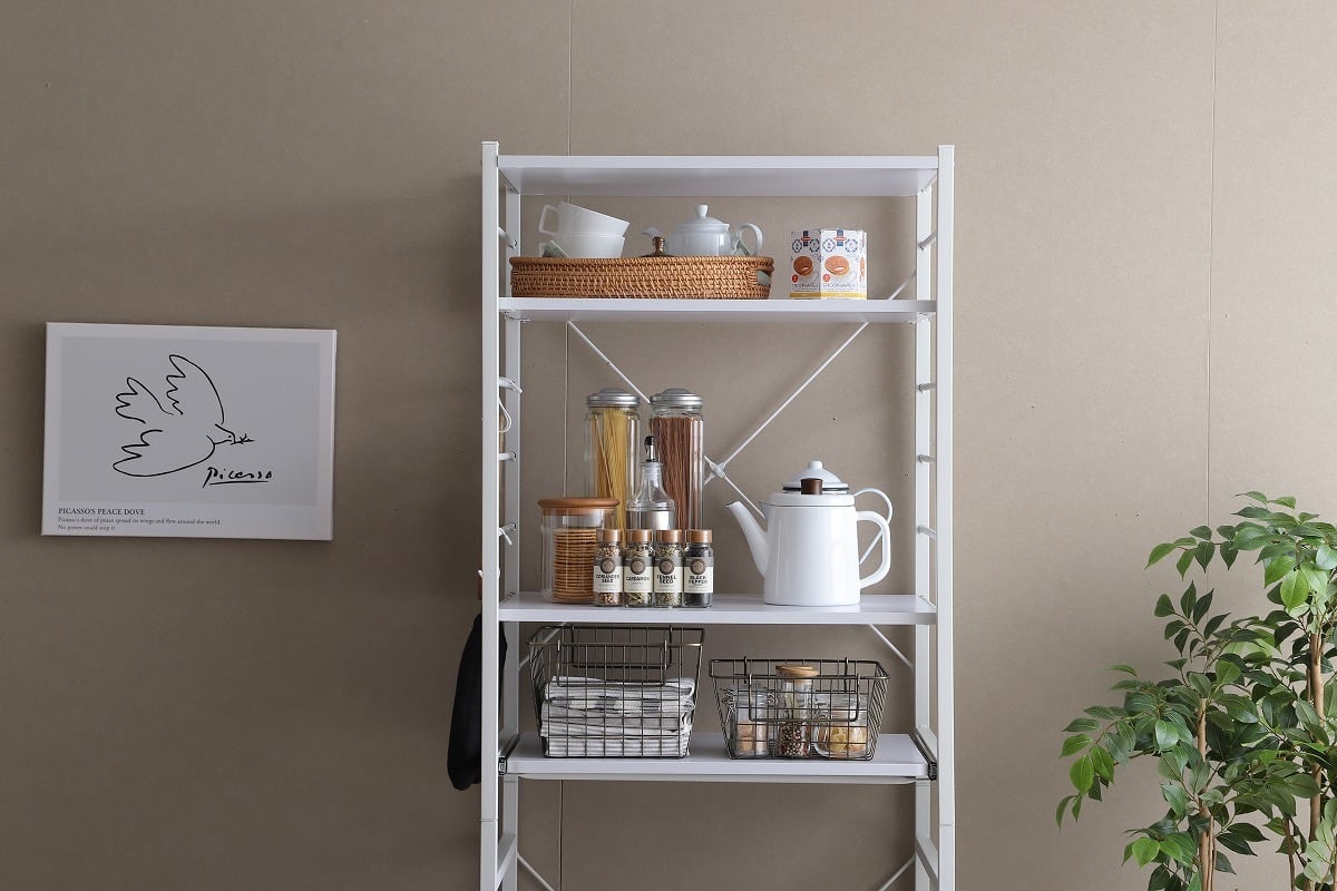 ゴミ箱を設置することで発生してしまう上部のデッドスペースを有効的に