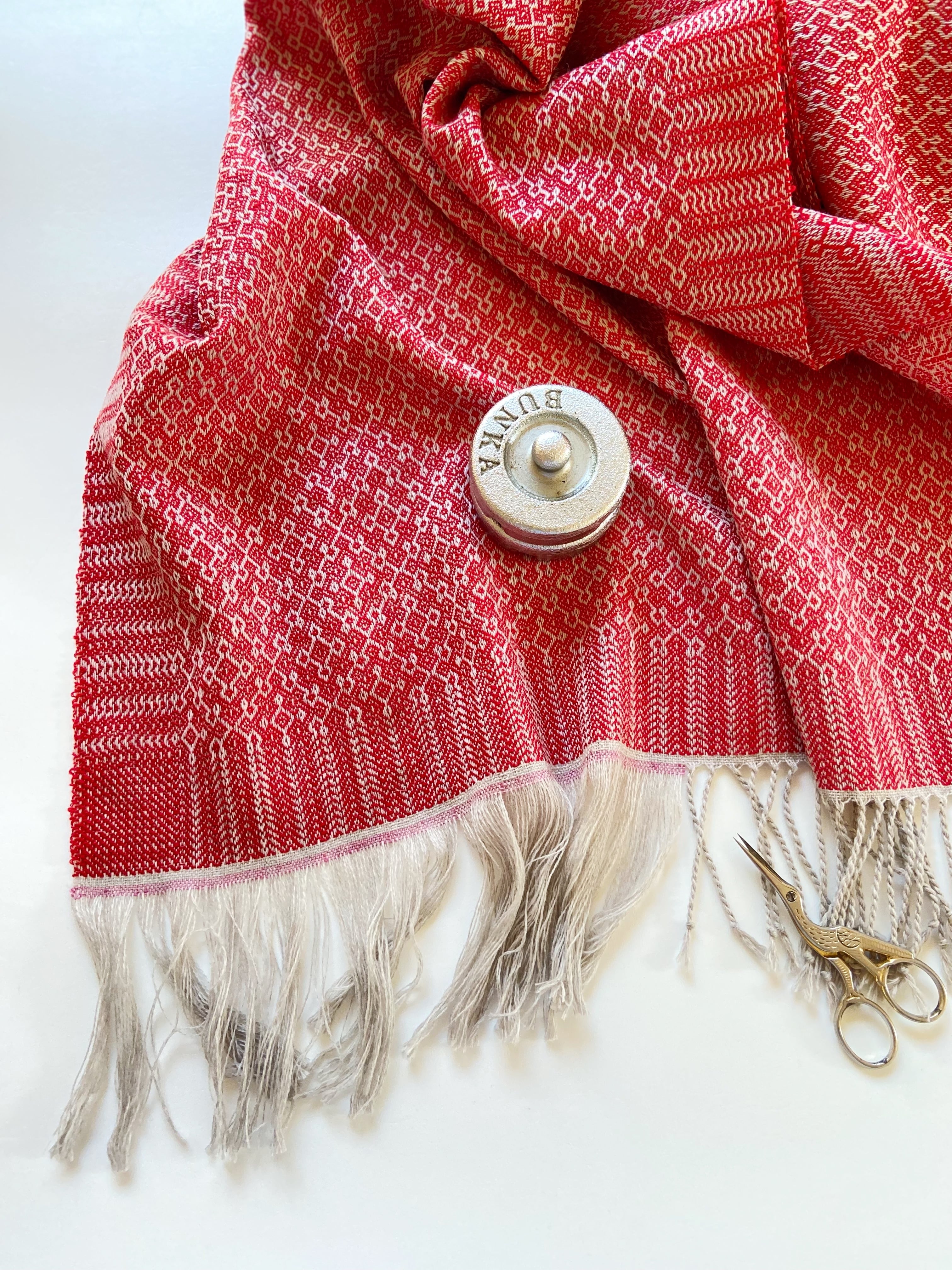 【匿名配送】挑戦サクラローレル物語【初版帯付き】 Hand-woven lambswool scarf Rocca Blue / 手織りのラムショール 六花