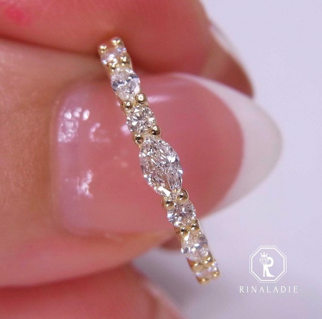 【リナレディー】K18YG天然ダイヤモンド★マーキスカットのファンシー個性派ハーフエタニティ