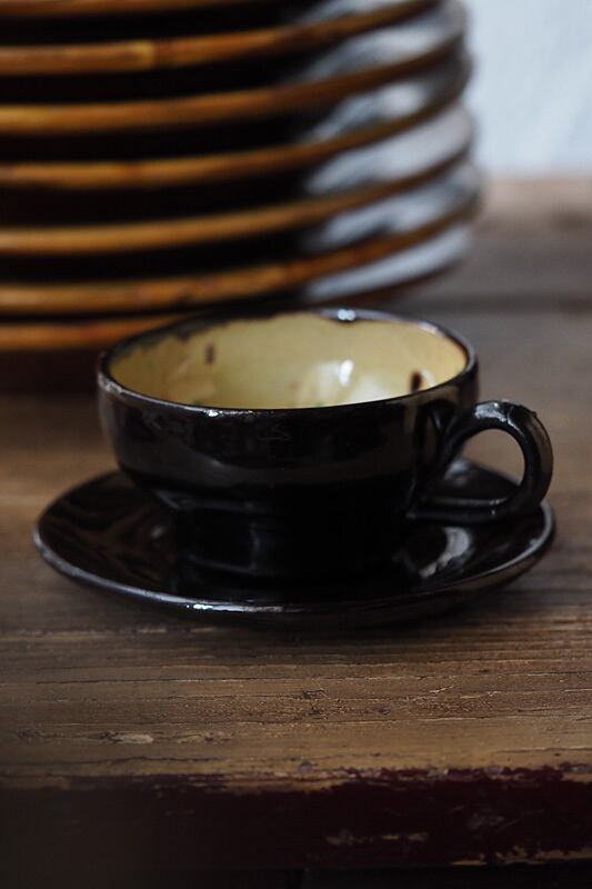 深みの黒 カップ&ソーサーセット-antique cup & saucer set