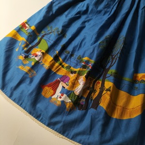 オーストリア製 ヴィンテージ カントリー調 スカート