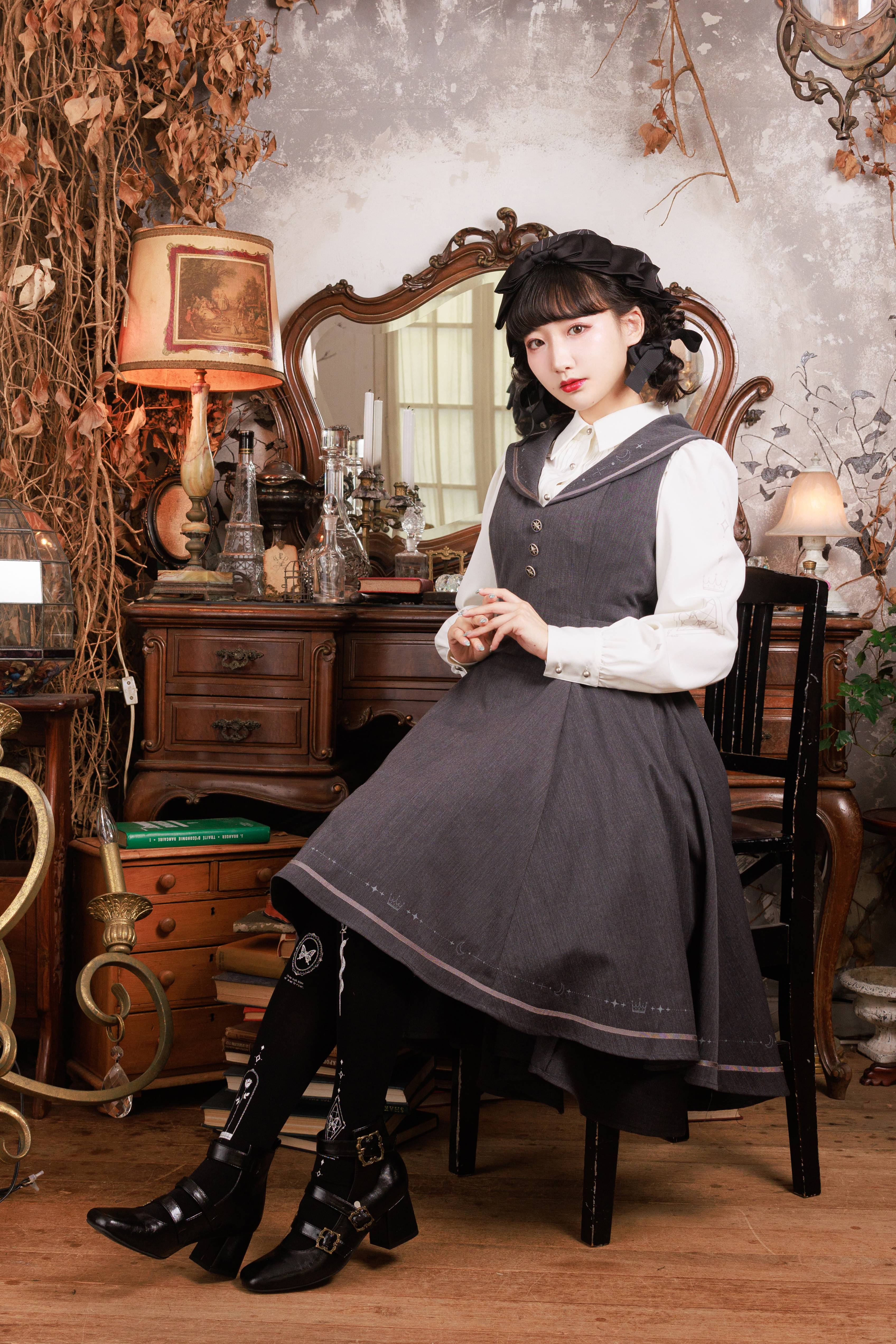 星と蛇と薔薇 ブラウス | HoshibakoWorks