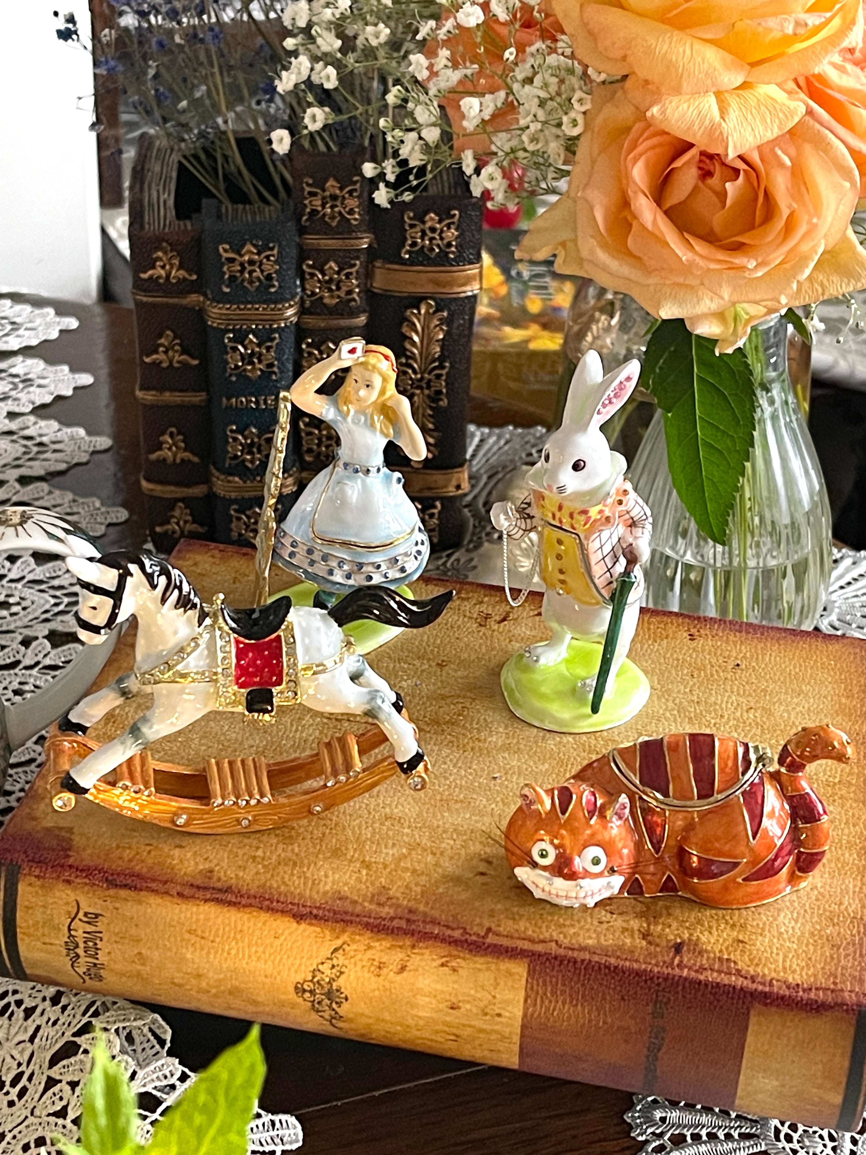 ◇送料込◇チェシャ猫②◇ネックレス付きエナメルBOX◇シークレット