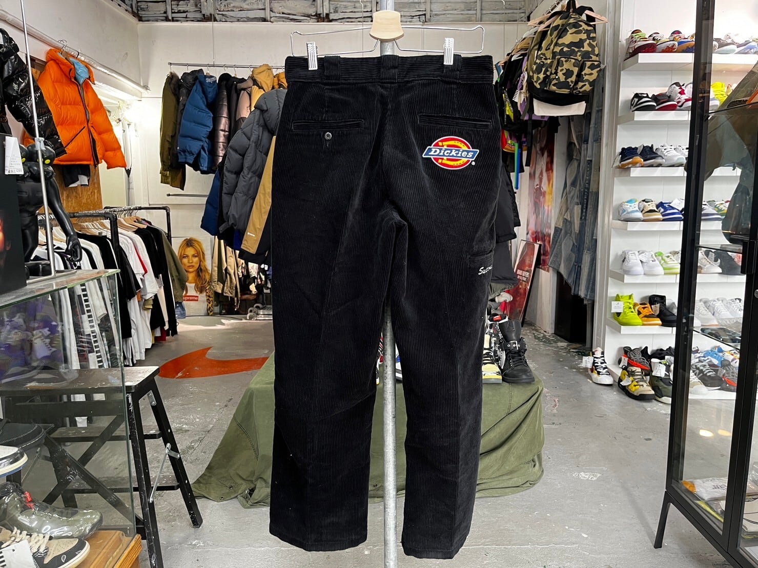 Supreme × DICKIES DOUBLE KNEE CORDUROY WORK PANT BLACK 30 04166 