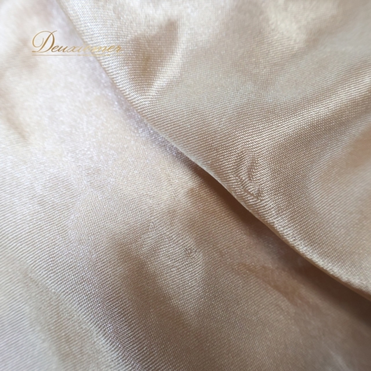 フラメンコ 衣装 ペチコート スカート ファルダ 光沢 金 軽い 薄い ダンス イチオク ICHIOKU 発表会 重ね着 ゴールド系 ベージュ系 フラメンコダンス 発表会衣装 スカートダンス コスチューム 舞台衣装 イベント用ペチコート 軽量素材 ステージ衣装 ダンス用スカート ベージュスカート ゴールドスカート