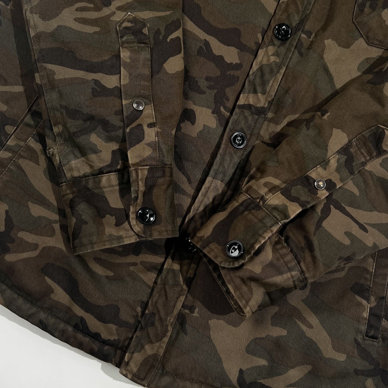 NISHIKAWA DOWN nano universe 西川ダウン ナノユニバース 迷彩 カモフラ 猫目ボタン ダウン ワークジャケット M/メンズ