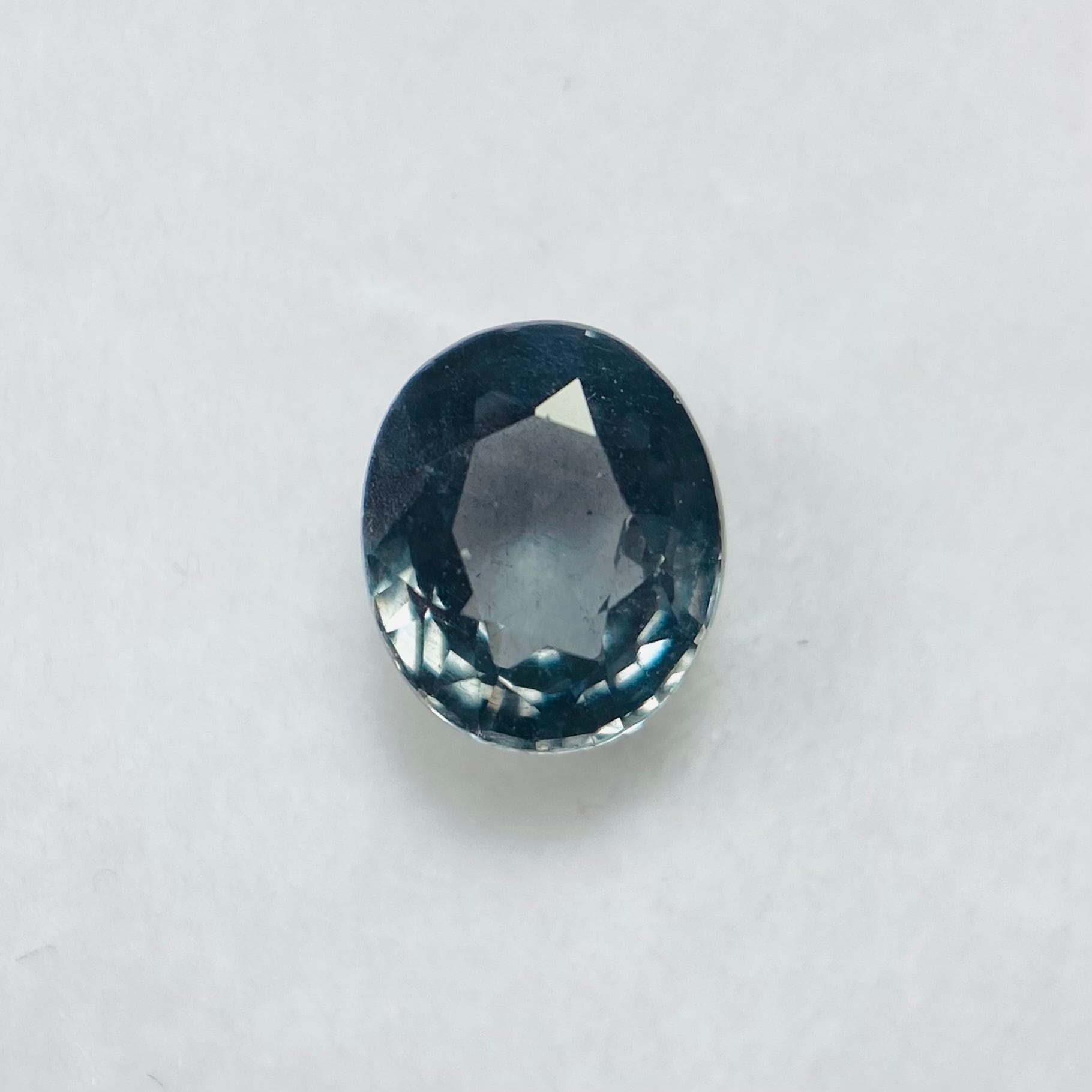 美しい秋空 ベキリーブルーガーネット