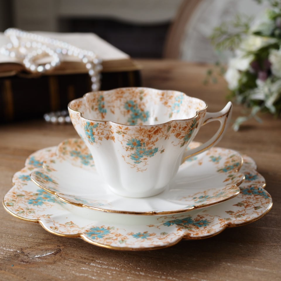 カップ＆ソーサー／トリオ | antique FEELPORT アンティーク食器の専門店