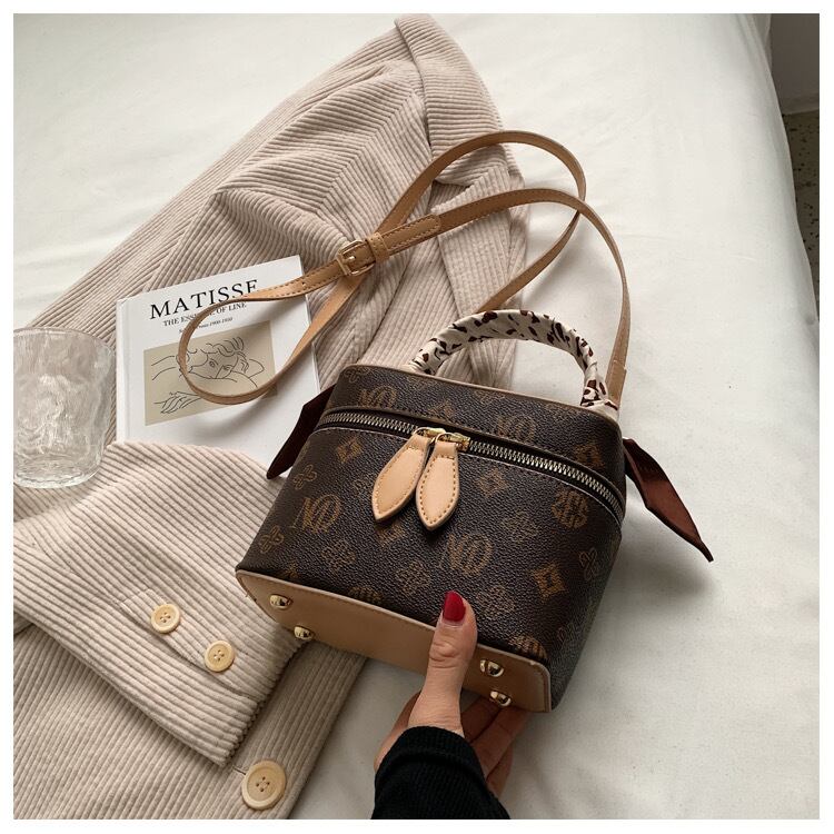 希少✨ MCM バニティ ショルダーバッグ 2way ハンドバッグ