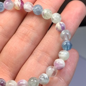 2.可愛い小粒♪エンジェルフェザーフローライト