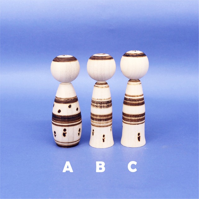 《 弥治郎系・新山真由美 工人 》焼き絵こけし　3寸　