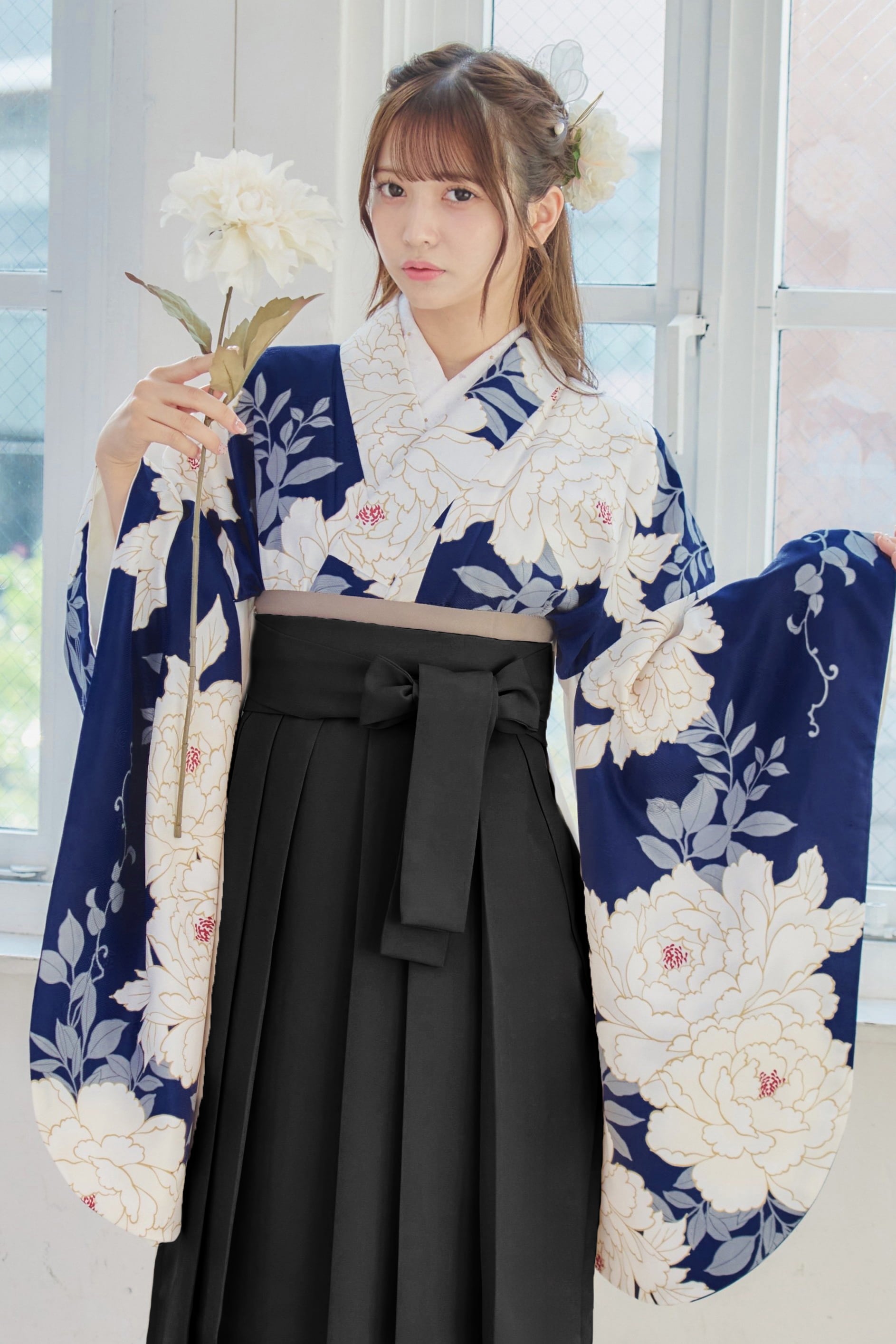 着物、袴、ブーツ、髪飾り　4点セット 袴4点set】春のぼたん古典ロマン(ネイビー)63BK/IV | ANDESIR
