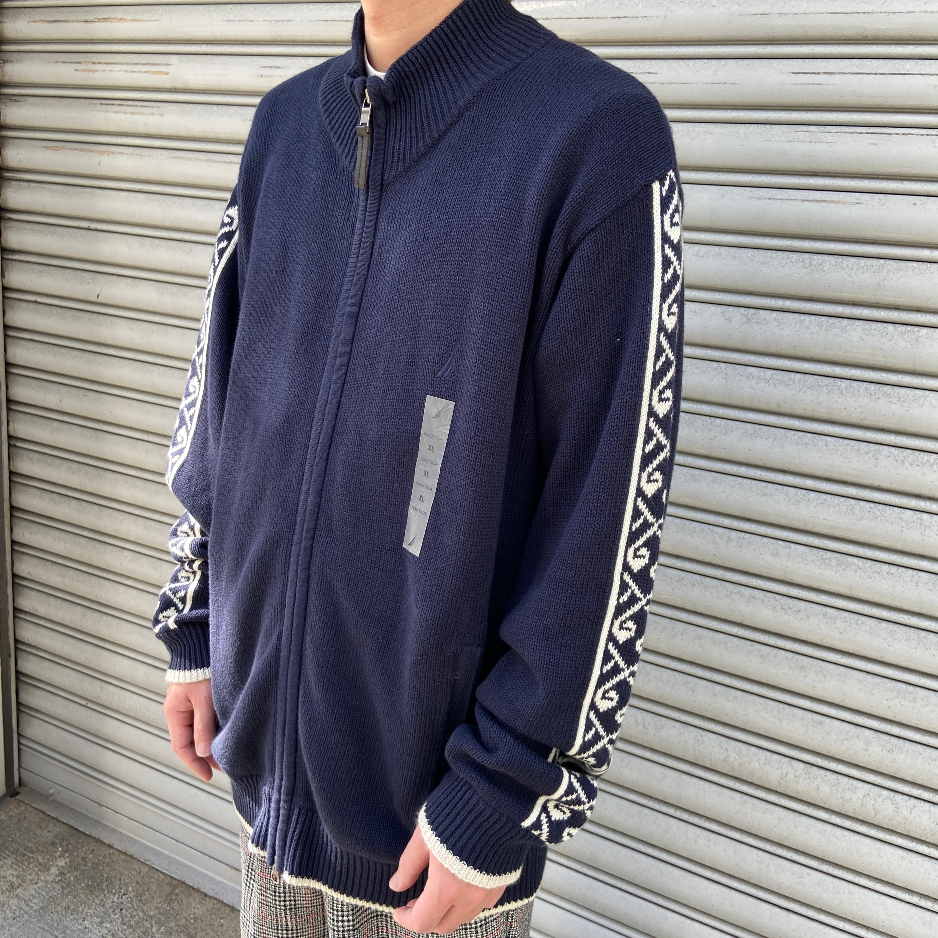 送料無料』NAUTICA ノーティカ タグ付き未使用品 袖デザインジップ