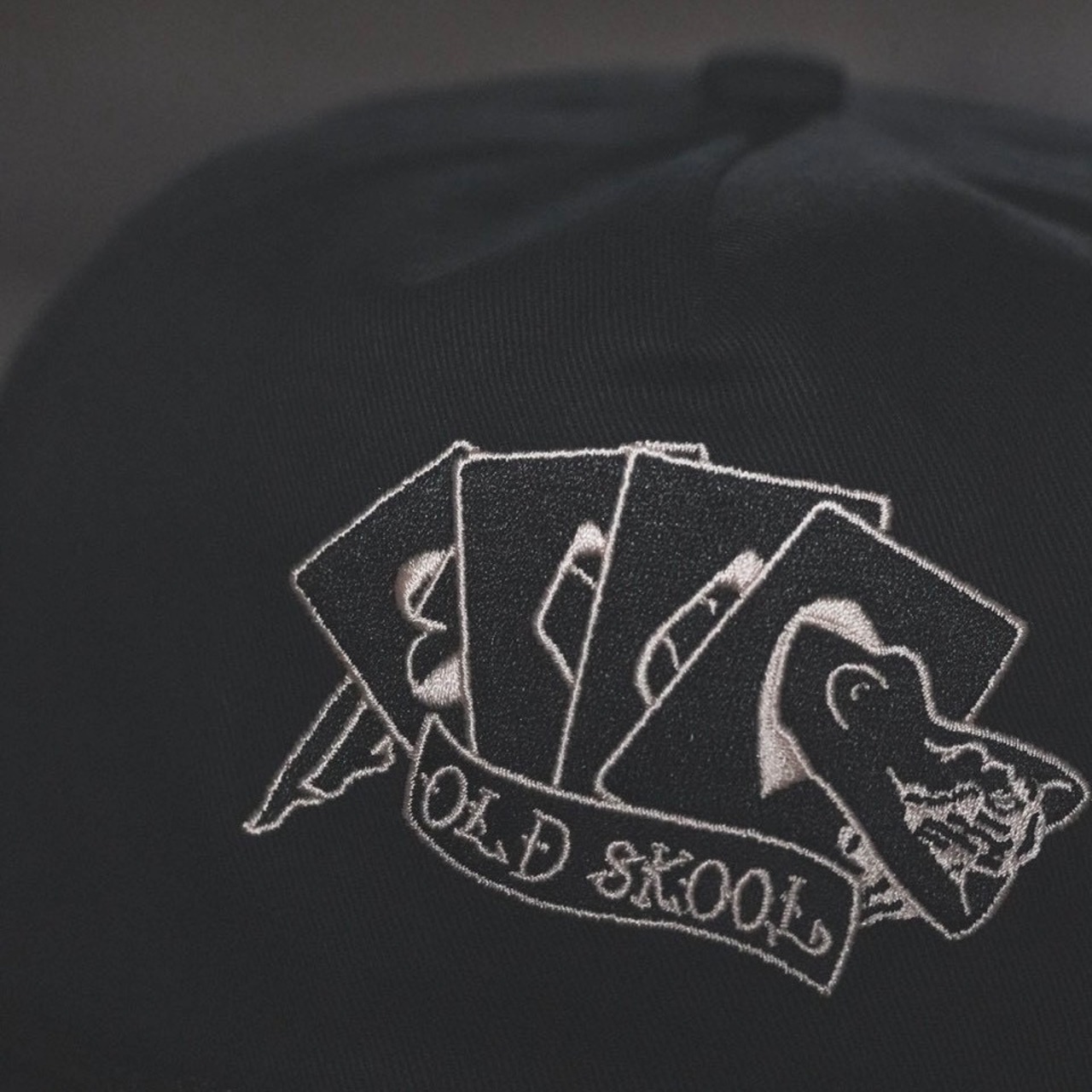 【gifthat × OLDSKOOL】gifthat × OLD SKOOL TRUMP 5P CAP Black