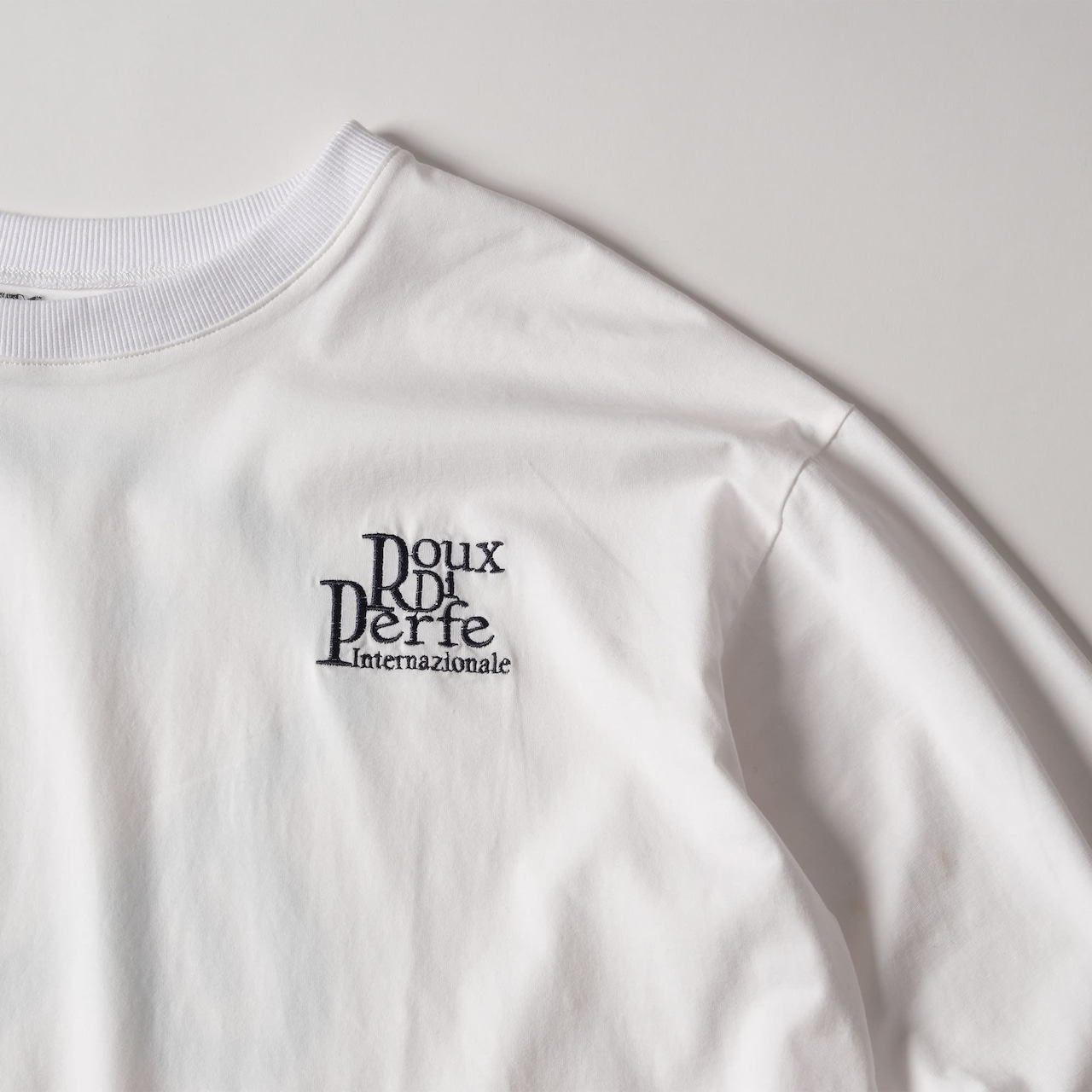 ロゴワンポイント長袖Tシャツ