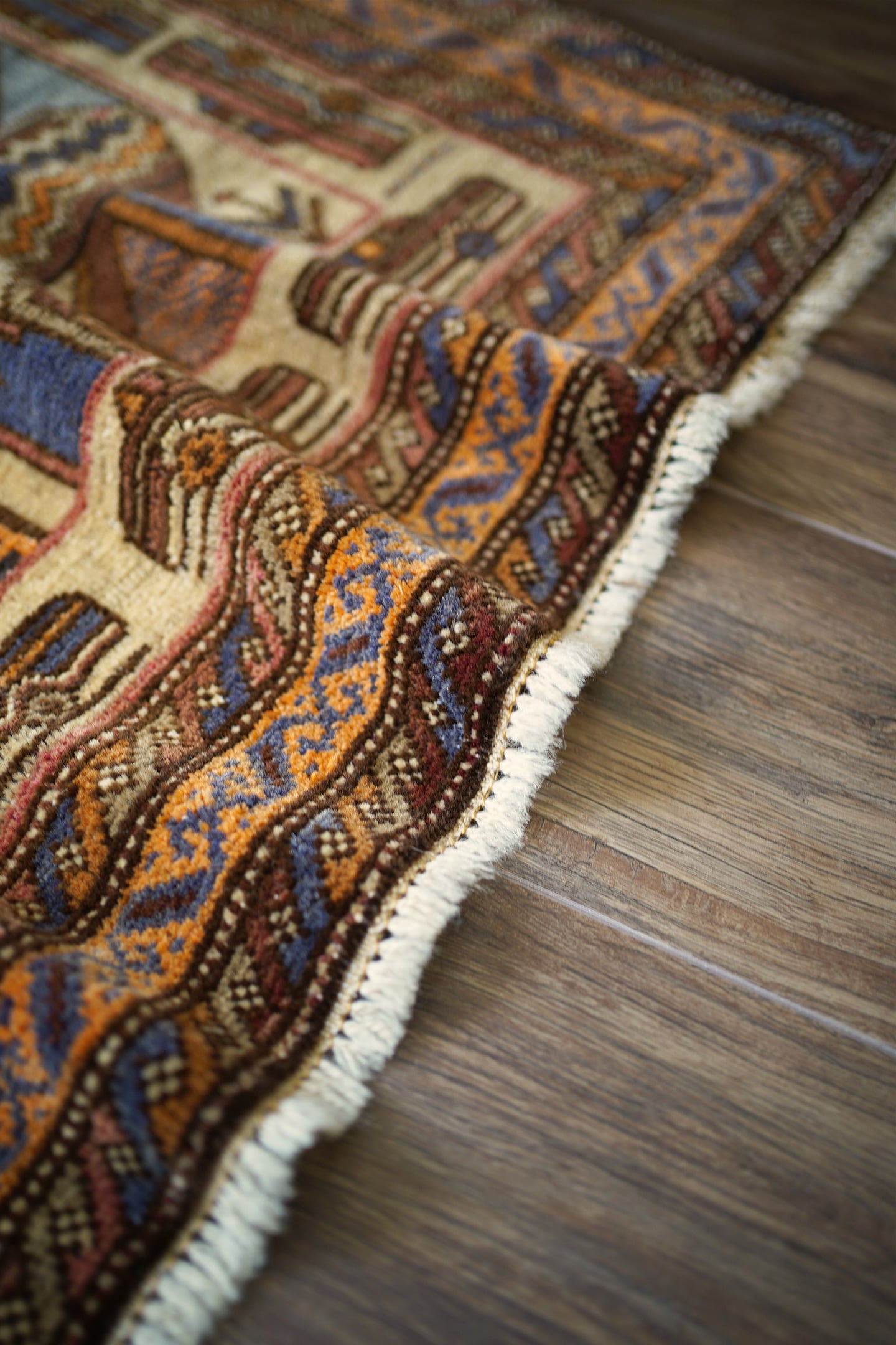 601】Vintage Afghan Baluch rug 1980's | ヴィンテージラグ専門店